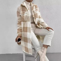 Übergroßer Mantel mit Knopfleiste und Karomuster