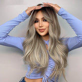 Flauschige zweidimensionale Animation Cosplay weibliche Perücke