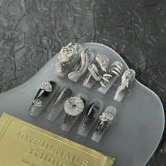 Handgetragene Nagelkunst im Nationalstil, Drachenbiografie, chinesischer Stil, künstliche Nägel, Nagelaufkleber