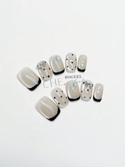 Handgetragenes kurzes Katzenauge