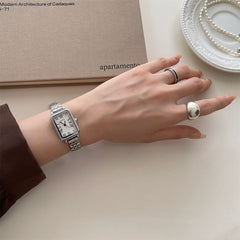 Steel Belt Retro Small Dial Simple Women Quartz Watch