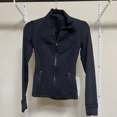 Chaqueta versátil, elegante y muy elástica con cremallera