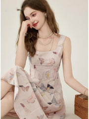 Forest-Style Fitted Halter Dress