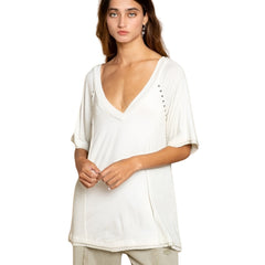 Strukturiertes Stricktop mit offenem Rückendetail