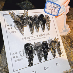 Industria pesada Metal Paraíso perdido Cultura asiática Chica súper genial y atractiva Personalidad oscura Usar armadura