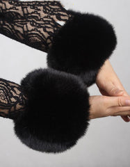 Pulsera corta de zorro con puños peludos para mujer