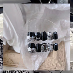 Kettenperlen-Nagel-Patch