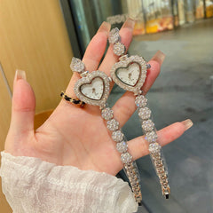 Lässige Diamant-Fischgrätenuhr