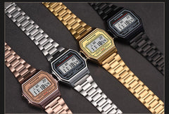 Lässige kleine Retro-Golduhr