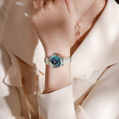 Reloj de correa resistente al agua con esfera de plumas