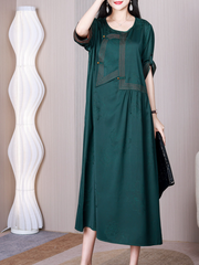 Vestido de corte A con escote redondo y bajos realistas