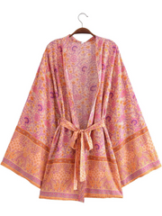 Chaqueta kimono corta de algodón con estampado floral "Holding My Heart"