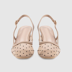 Pumps mit quadratischer Zehenpartie, Knöchelriemen und klobigen Absätzen