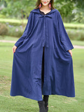 Capa con sombrero y rosa bordada