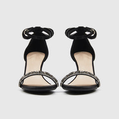 Sandalias de tacón alto y fino con tiras en el tobillo, color negro