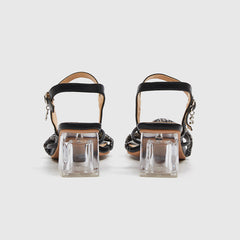 Sandalias de tacón con tiras en el tobillo negras