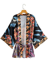 Mehrfarbiger Kimono-Staubmantel aus Polyester mit Blumendruck