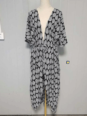 Bedruckter Kimono-Staubmantel aus Polyester in Schwarz und Gelb, lange Länge