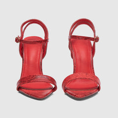 Sandalias de tacón fino con tiras en el tobillo y serpiente roja