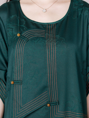 Vestido de corte A con escote redondo y bajos realistas