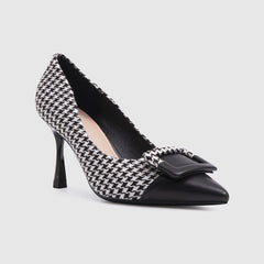 Pointy Toe Pumps Black