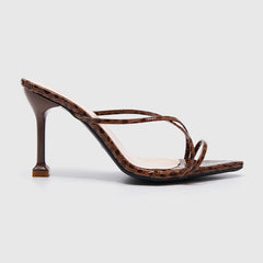 Pointy-toe Silm Kitten Heels Sandals Brown