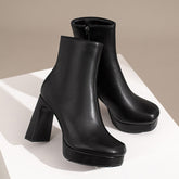 Stiefel mit weiter Passform