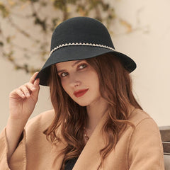 Schlapphut mit Strassbesatz