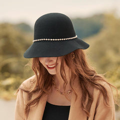 Schlapphut mit Strassbesatz