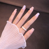 Uñas postizas cuadradas medianas en rosa claro y morado con mariposa