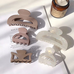 Variedad de garras para el cabello simplistas