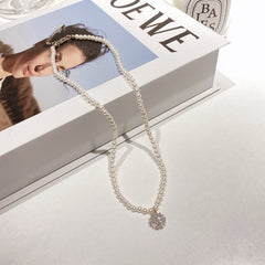 Collar con colgante de flor de cristal de doble capa