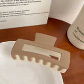 Pinza para el pelo acrílica jumbo de dos colores