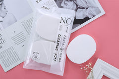 Esponja limpiadora suave blanca