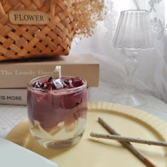 Vela decorativa de café moca helado