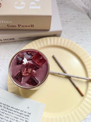 Vela decorativa de café moca helado