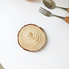 Posavasos con pieza de madera