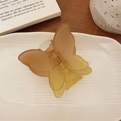 Pinza para el cabello con mariposa en degradado mate