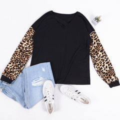 Suéter cruzado de dos tonos