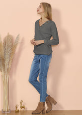 Suéter de punto texturizado con hombros caídos