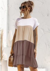 Vestido colorido con volantes