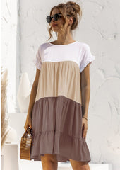 Vestido colorido con volantes