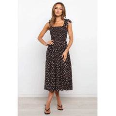 Vestido floral fruncido con hombros anudados