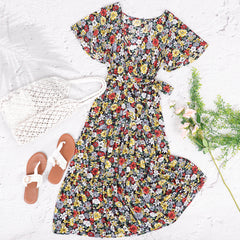 Vestido de verano envolvente con estampado de flores