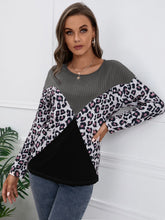 Suéter de punto acanalado con bloques de color