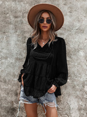 Blusa estilo babero con lazo en el cuello