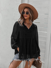 Blusa estilo babero con lazo en el cuello