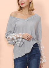 Pullover mit Blumenapplikation und Bischofsärmeln