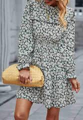 Vestido vintage con ribete de volantes florales