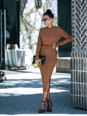 Kleid mit seitlichem Cut-Out und Kordelzug